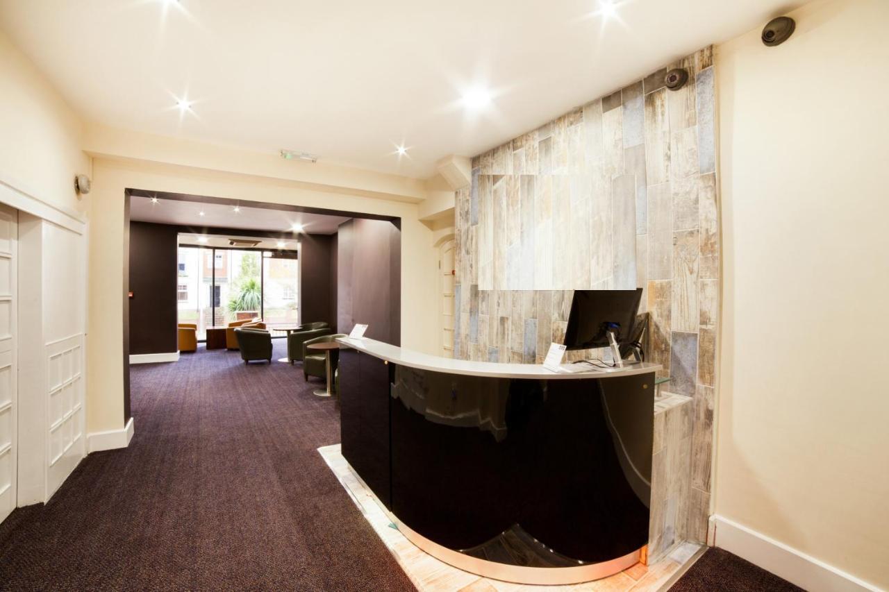 The Connaught Hotel Wolverhampton Esterno foto